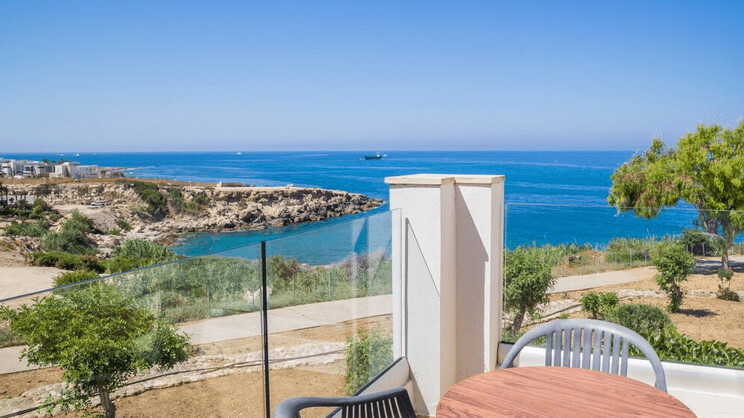 Akteon Holiday Village